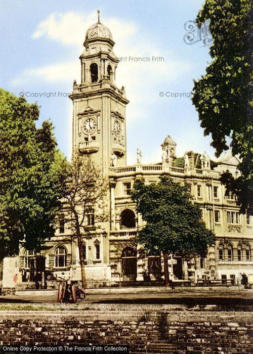Photo of Chatham, Town Hall c.1955