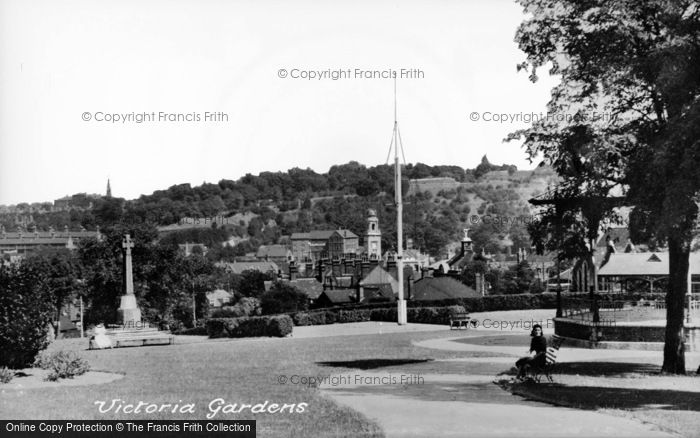Photo of Chatham, Victoria Gardens c.1955