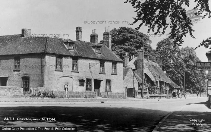 Photo of Chawton, The Village c.1955