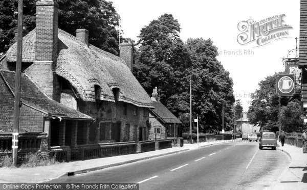 Photo of Chawton, The Village c.1960