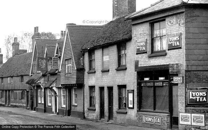 Photo of Chawton, The Village Inn And Shop 1928