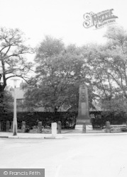 Memorial c.1965, Cheadle Hulme