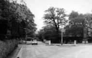 Memorial Corner c.1965, Cheadle Hulme