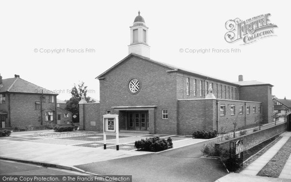 Photo of Cheadle Hulme, St Andrew's Church c.1960