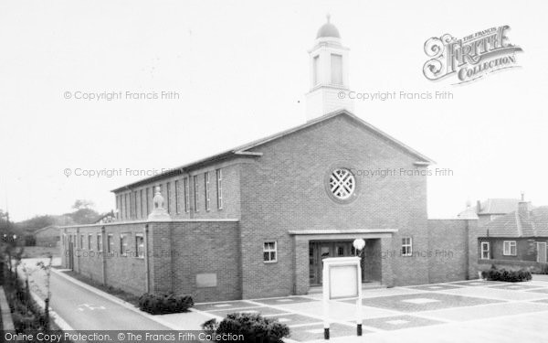 Photo of Cheadle Hulme, St Andrew's Church c.1960