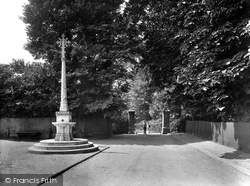 Nonsuch Park, Bellgate Entrance 1925, Cheam