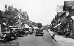 The Broadway 1932, Cheam