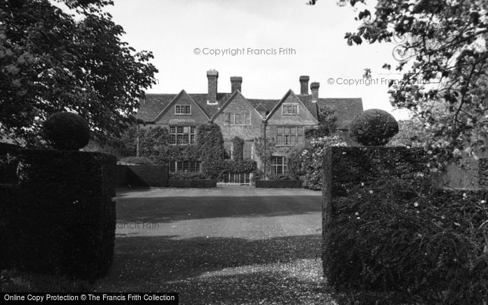 Photo of Checkendon Court, 1953