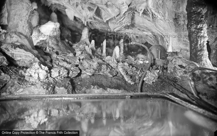 Photo of Cheddar, Cox's Cave c.1930
