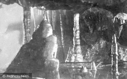 Cox's Cave, Hindoo Temple c.1930, Cheddar