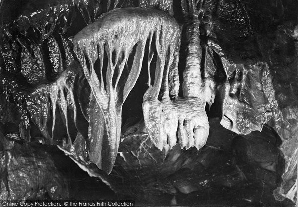 Photo of Cheddar, Cox's Cave, 'the Lion's Claw' Fifth Chamber c.1930