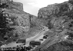 Entrance To Gorge 1935, Cheddar