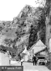 Cheddar, Entrance to Pass 1908