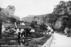 The Village 1887, Cheddar