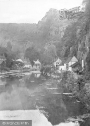 Village 1925, Cheddar