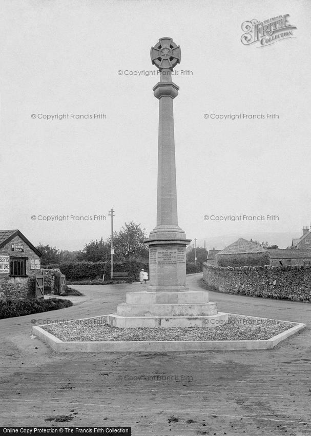 Cheddar, War Memorial 1925