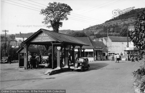 Photo of Cheddar, Weeks Filling Station c.1950