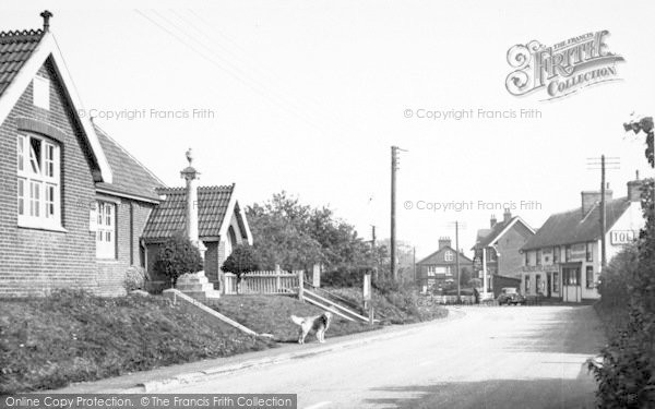 Photo of Chelmondiston, Village c.1955