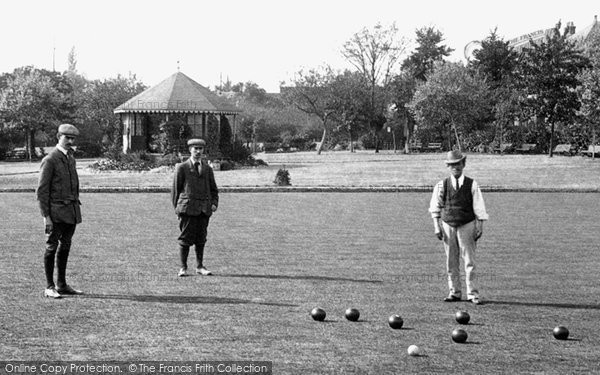 Photo of Chelmsford, Bowling 1906