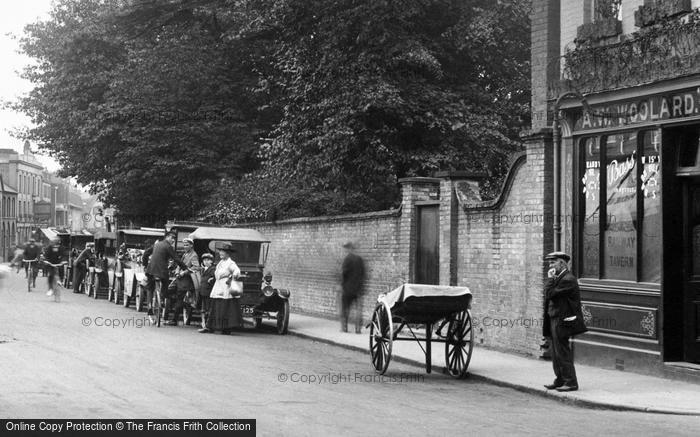 Photo of Chelmsford, Cars Parked Along Duke Street 1919