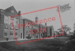 High School For Girls 1925, Chelmsford