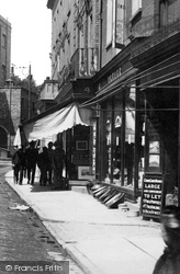 In The High Street 1895, Chelmsford