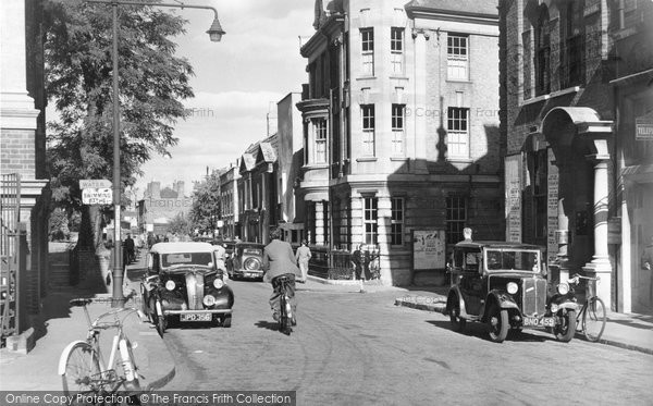 Photo of Chelmsford, New Street 1948