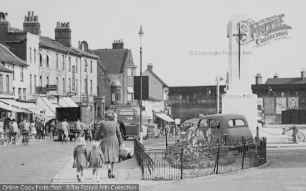 Photo of Chelmsford, Street Scene, Duke Street c.1950