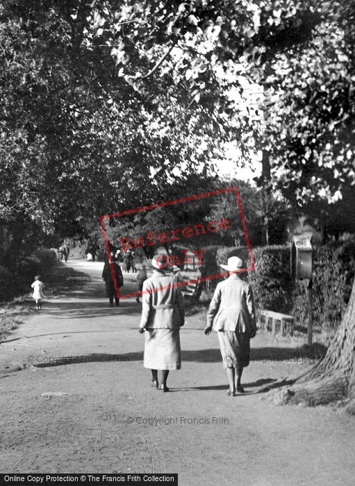 Photo of Chelmsford, Strolling Around The Recreational Ground 1919