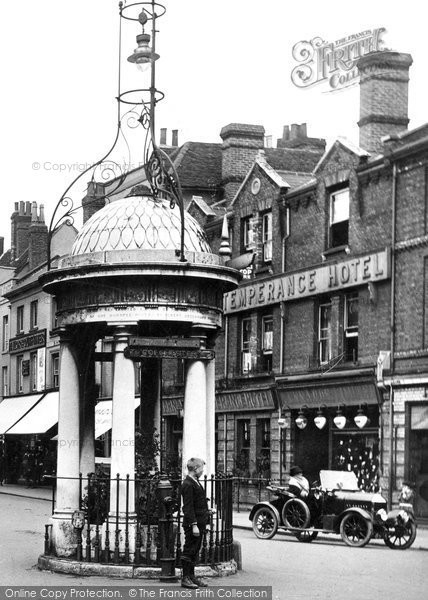 Photo of Chelmsford, The Drinking Fountain 1919