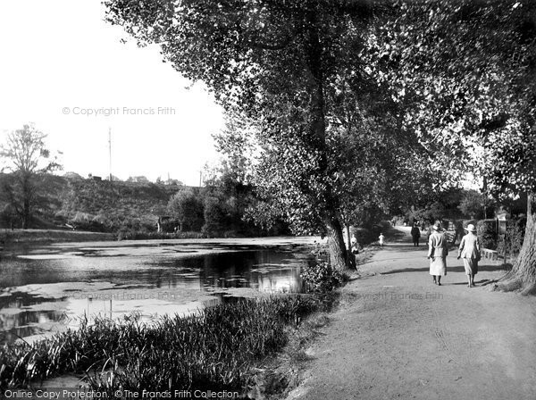 Photo of Chelmsford, The Recreational Ground Lake 1919