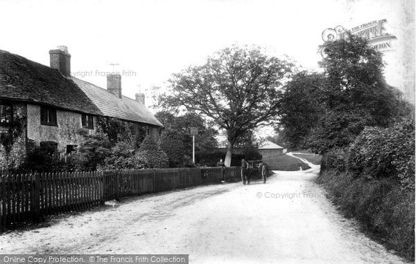 Photo of Chelsham, Ficklesholt and the White Bear Inn 1904