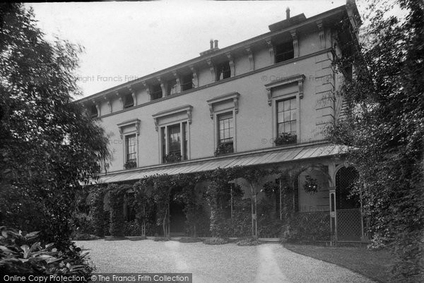 Photo of Cheltenham, Boyne House 1906