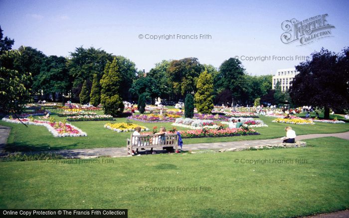 Photo of Cheltenham, Imperial Gardens 1988