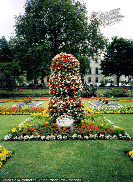 Photo of Cheltenham, In Bloom 2004