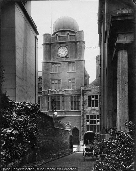 Photo of Cheltenham, Ladies' College 1923