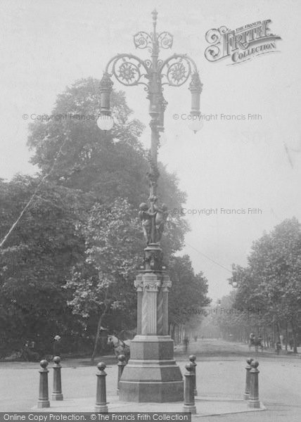 Photo of Cheltenham, Ornate Lamp Post, Lansdowne Road 1901