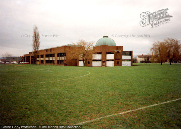 Photo of Cheltenham, Pates Grammar School, Hester Way c.1995