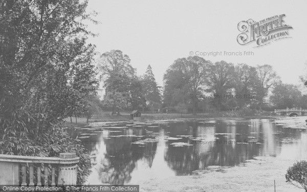 Photo of Cheltenham, Pittville Gardens 1923