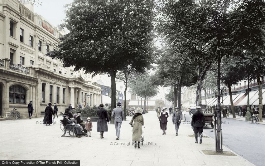 Cheltenham, Promenade 1923