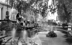 Promenade Fountains 1923, Cheltenham