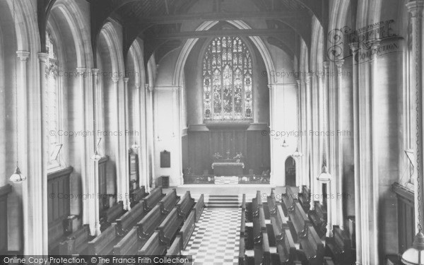 Photo of Cheltenham, St Paul's College Chapel c.1960