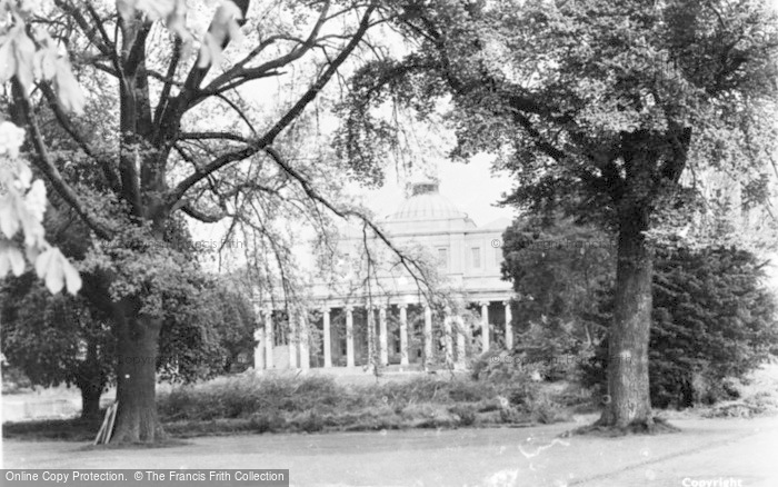 Photo of Cheltenham, The Pump House, Pittville Garden c.1950