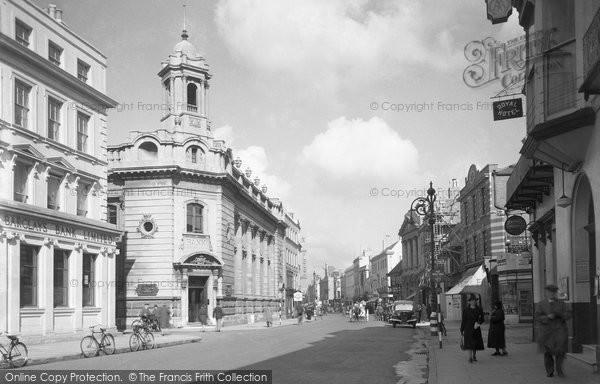 Photo of Cheltenham, The Strand, High Street 1940