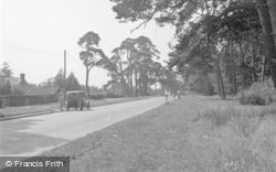 1949, Chelwood Gate