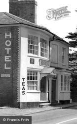 The Red Lion Hotel c.1955, Chenies