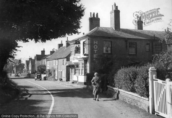 Photo of Chenies, The Village c.1950