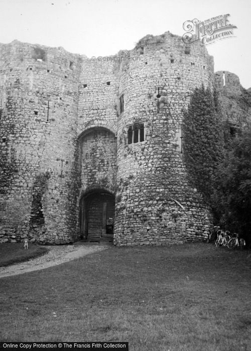Photo of Chepstow, Castle, The Gatehouse 1949