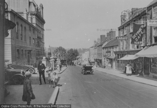Photo of Chepstow, High Street 1925