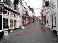 St Mary Street 2004, Chepstow